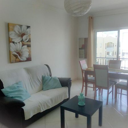 Apartamentos Monica Quarteira Εξωτερικό φωτογραφία