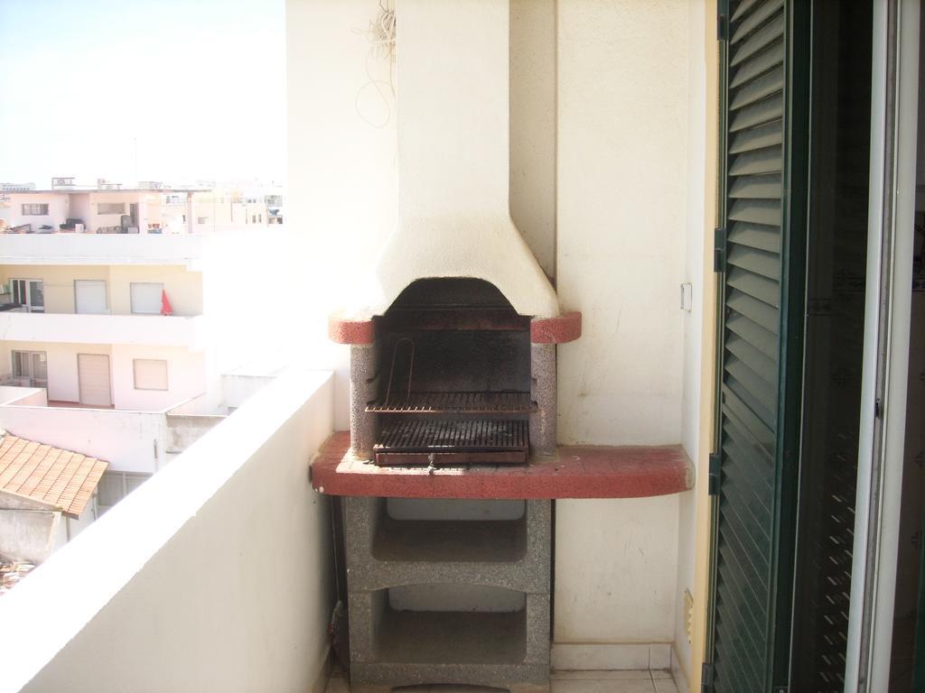 Apartamentos Monica Quarteira Εξωτερικό φωτογραφία