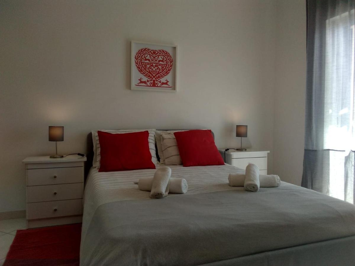 Apartamentos Monica Quarteira Εξωτερικό φωτογραφία